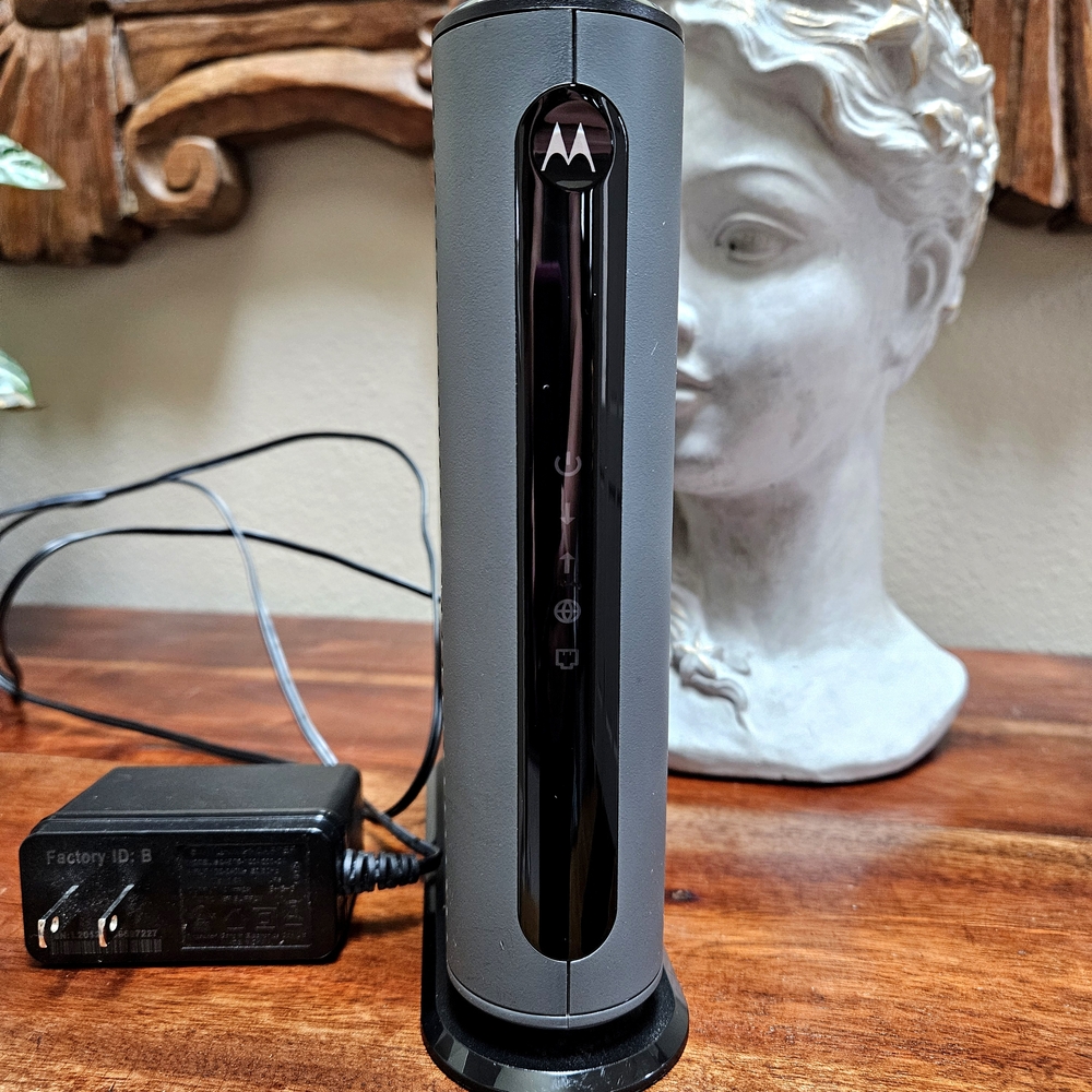 Motorola MB8600 DOCSIS 3.1 Cable Modem